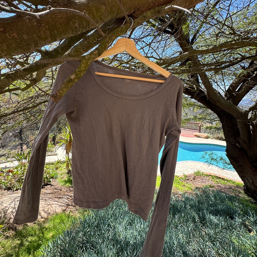 brandy melville | grey long sleeve top
